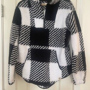 Black and White Sherpa